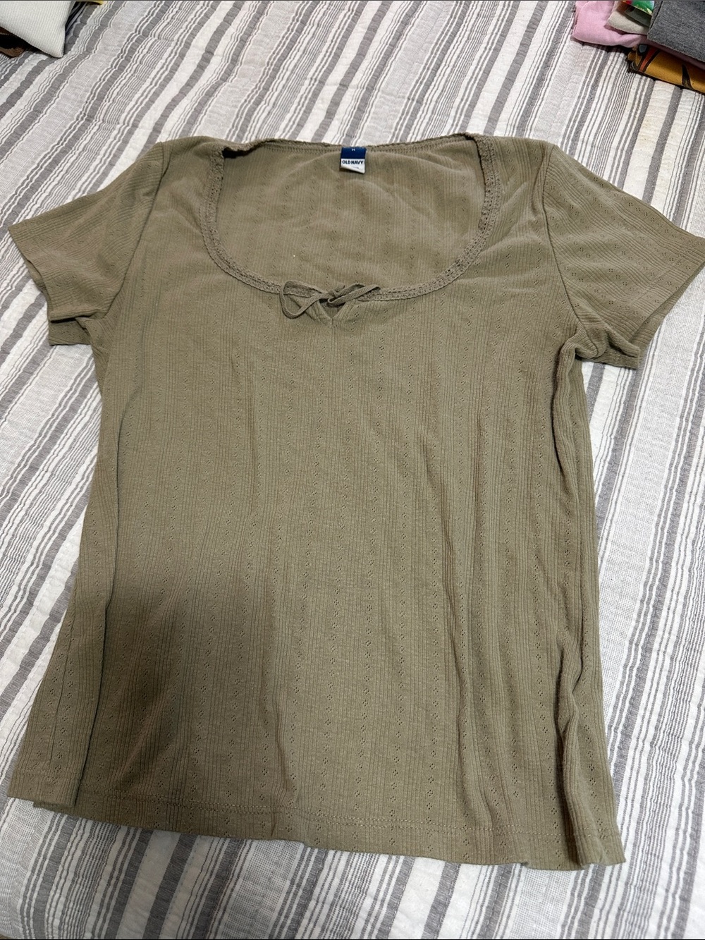 Old Navy Olive Green Short Sleeve Scoop Neck Tee with Front Tie